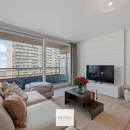 Cocoon By Bloss Apartment