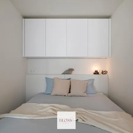 Cocoon By Bloss * Ostende