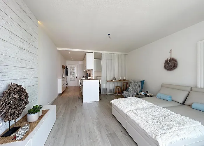 Апартаменти Cocoon By Bloss