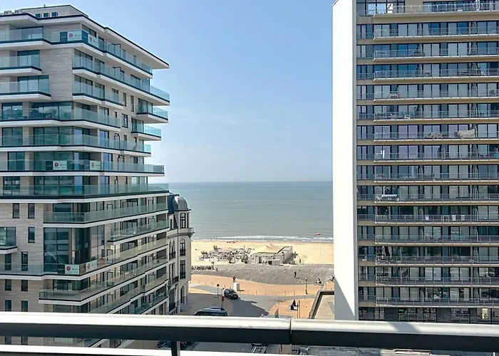 Cocoon By Bloss Апартаменти *