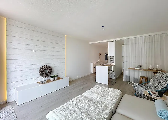 Апартаменти Cocoon By Bloss *